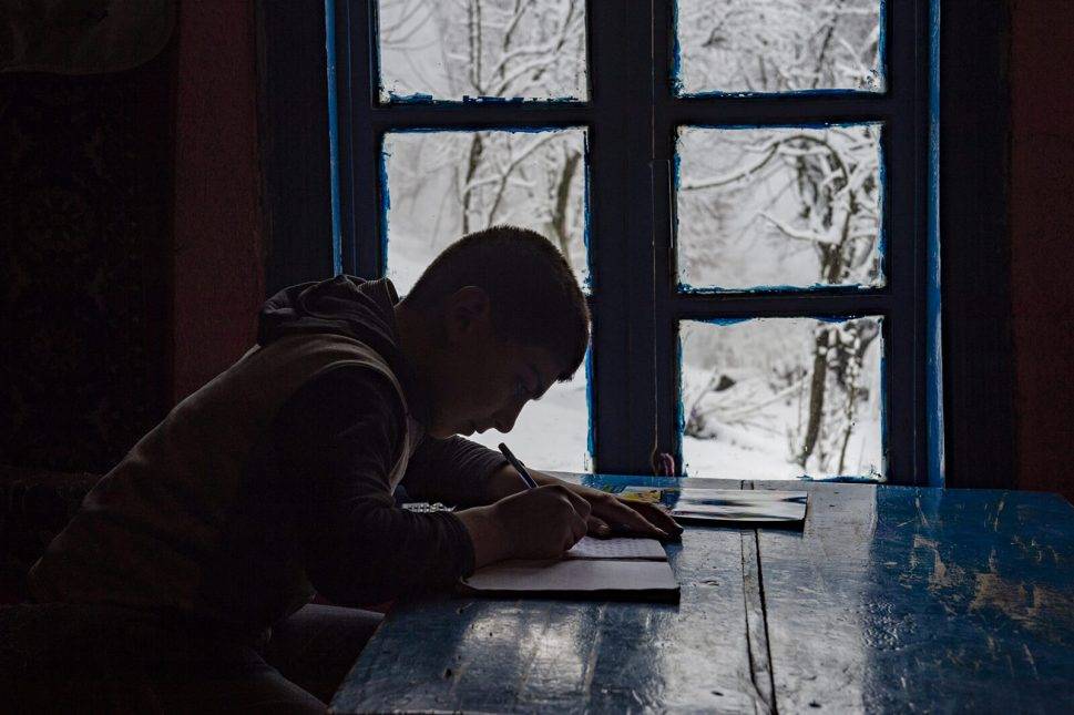 Every day, Shindan does the tasks assigned by his father and then helps with the housework. Photo: Orkhan Azimov