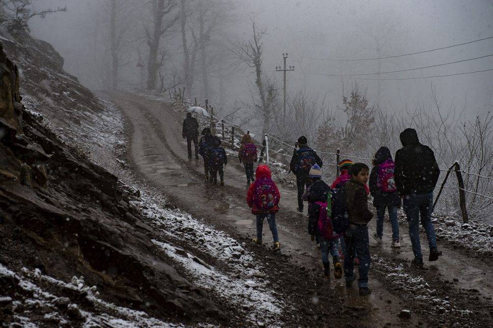 Despite the cold weather, children are enthusiastic about learning. Some children insist on going to school no matter how challenging it is. Photo: Orkhan Azimov