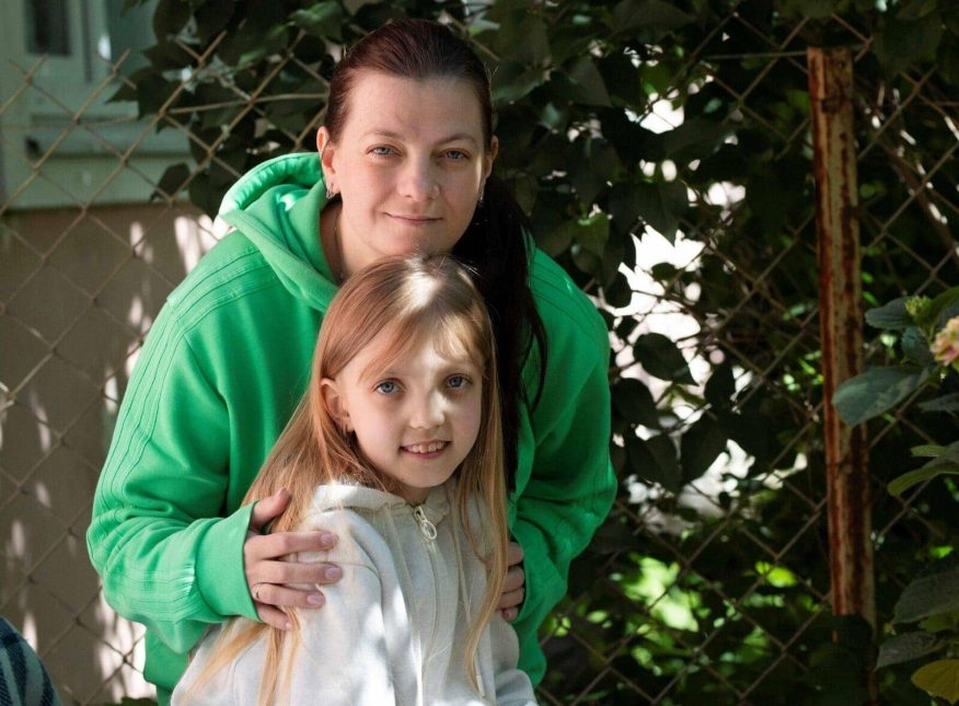 1-1-yulia-and-her-daughter-3-scaled