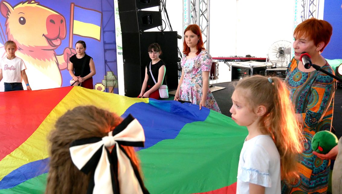15-space-for-adults-and-children
